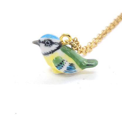 If you love songbirds, this beautiful Blue Tit necklace is perfect for you! Or get it as a gift for a bird enthusiast! Comes with a stainless steel or an 18K gold-plated cable chain. Blue Tit pendant is 13mm tall, 20mm long.