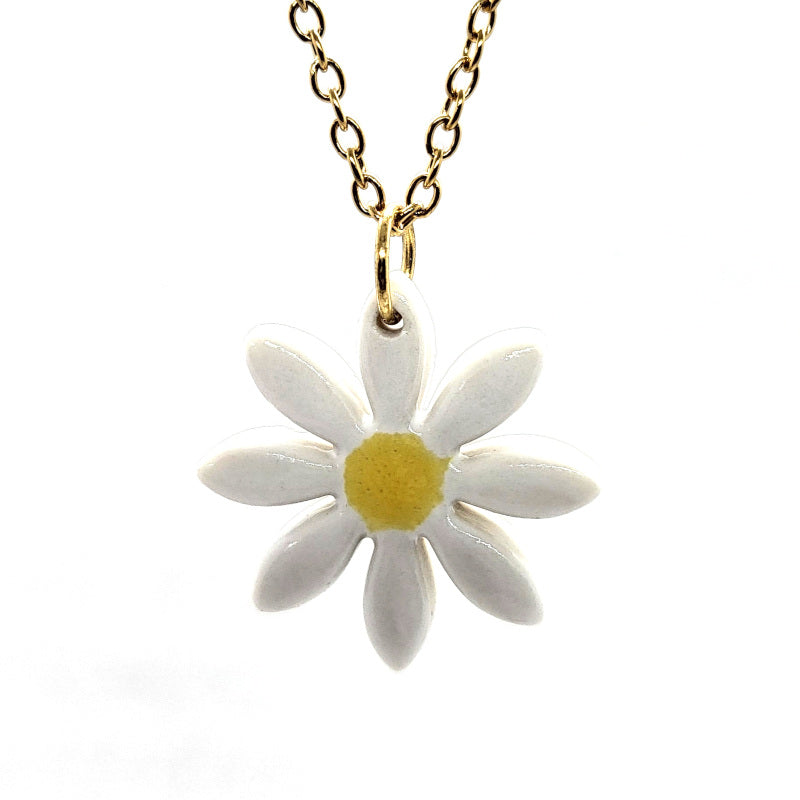If you are like the daisy, strong and capable of enduring any hardship, this beautiful daisy necklace is perfect for the courageous you. Or gift it to someone whose birth month is April! Comes with a stainless steel or an 18K gold-plated cable chain. Daisy pendant is 25mm wide.